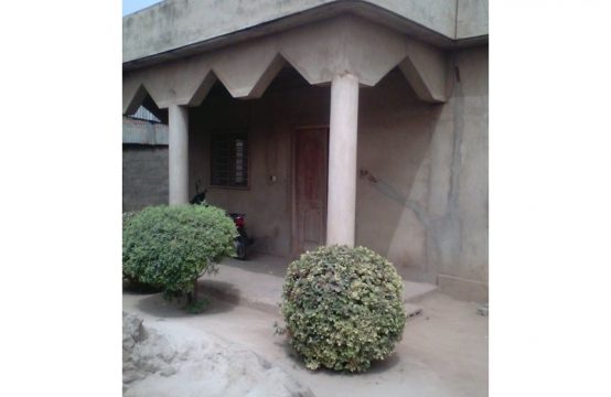 Atiégou ML09, à bailler maison, villa de 5 pièces à Lomé Togo