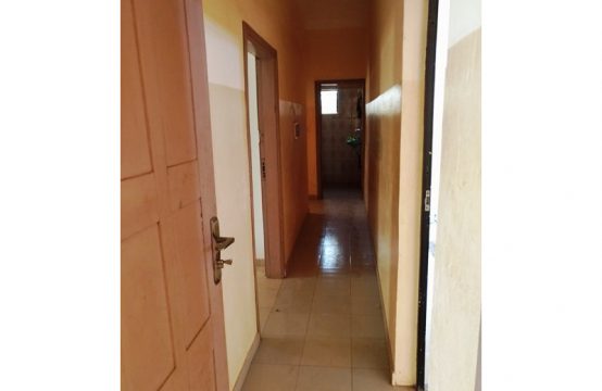 Adidogomé MV020, à vendre une maison de 3 pièces à Lomé Togo