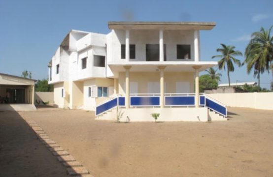 Avépozo ML04, à louer maison non meublée 4 pièces vue sur la mer à Lomé Togo