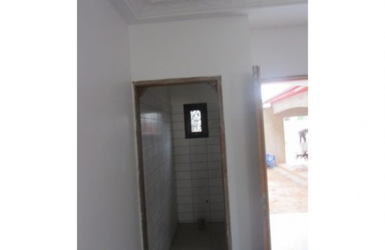 Agoènyivé ML02, à louer maison non meublée 4 pièces à Lomé Togo