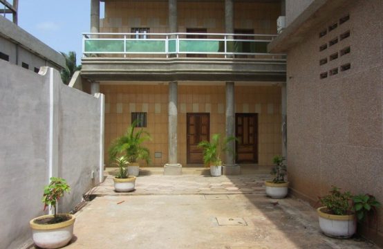 Cacaveli AL01, à louer appartement meublé climatisé de 3 pièces à Lomé Togo