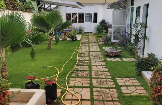 Hédjranawoé Hédzranawoé MV010/ML010, À Vendre Ou À Louer Maison Non Meublé De 3 Pièces À Lomé Togo