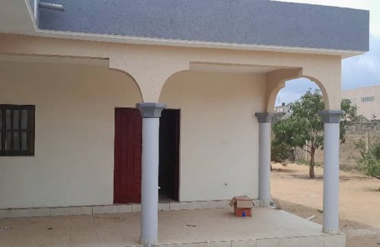 Baguida ML018, À Louer maison non Meublée De 4 Pièces À Lomé Togo